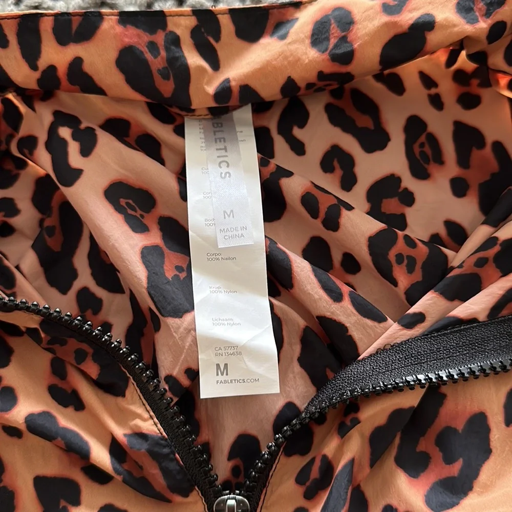 Fabletics Windbreaker - Picture 2 of 3